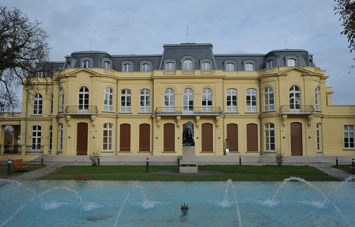 Muzeum literatury v Bubenči