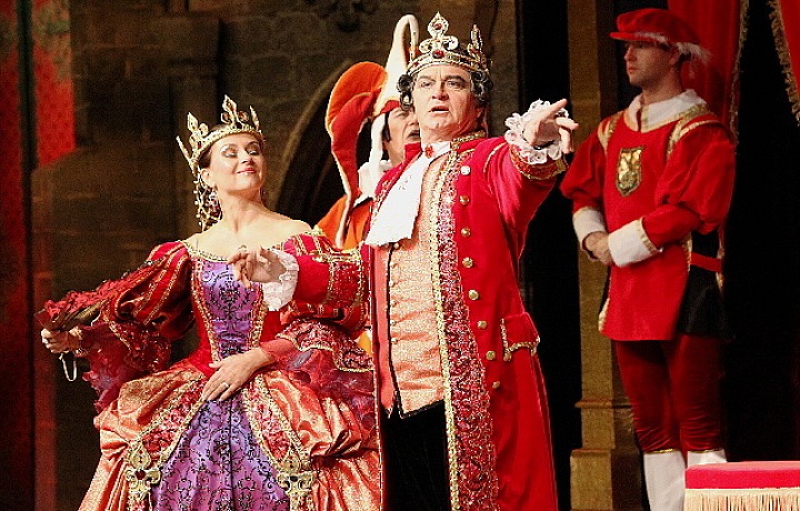 Dana Morávková in Cinderella on Ice