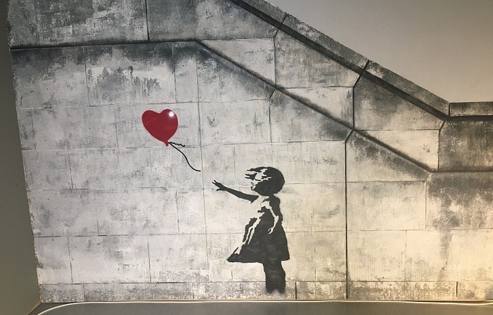 Holčička ztrácející naději...