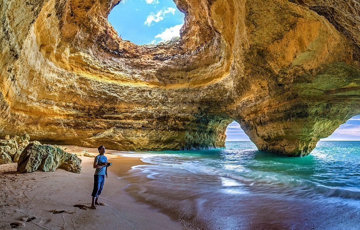 Many places by the sea offer beautiful views.