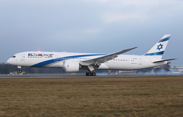 Izraelská společnost přivezla do Prahy ukázat svůj Dreamliner.