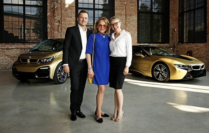 BMW - Zoltán Matuška, Dagmar Havlová, Jana Dvořáková, manager of BMW