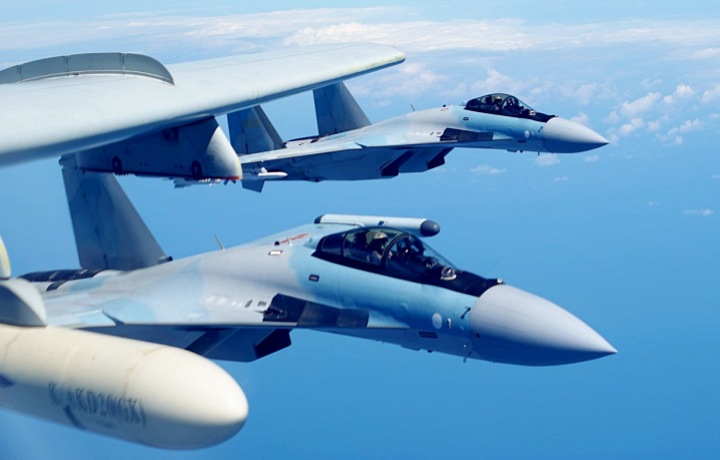 Nebe nad oblastí hlásí přítomnost vojenské techniky