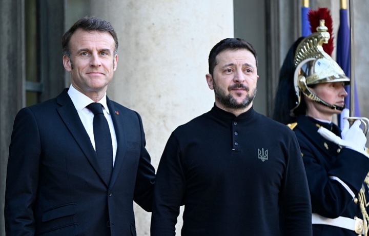 The statesmen will negotiate in France