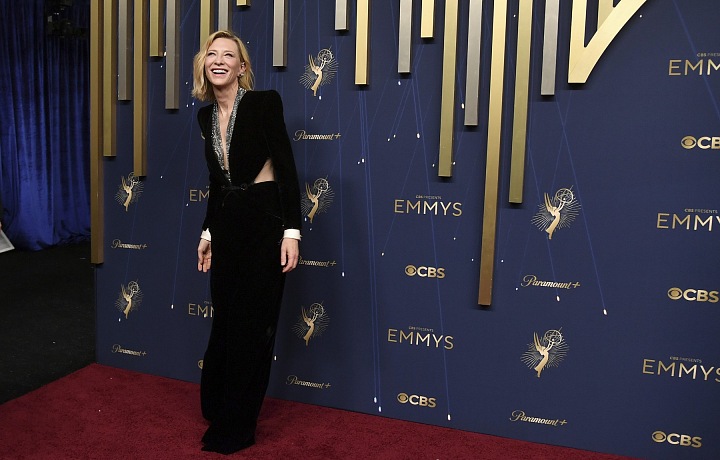 Cate Blanchett v jednom z typických overalů