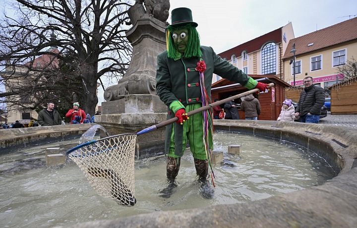 Sale of carps in Uhersky Brod