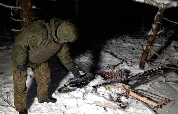 Photo from Russian sources of alleged attack on Putin's residence in Novgorod.