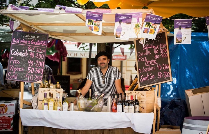 French market, Kampa, last years
