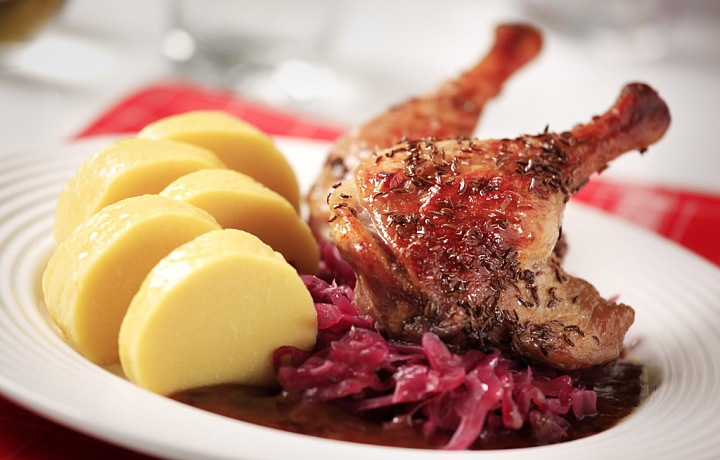 LUXURY RESTAURANT PRAGUE