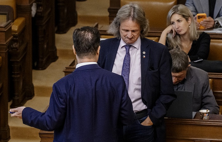 Miroslav Ševčík and Tomio Okamura in the Chamber