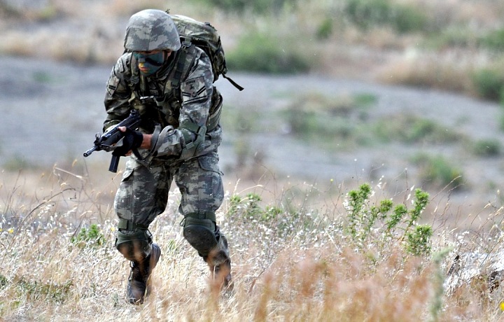 Field training is indispensable in the army