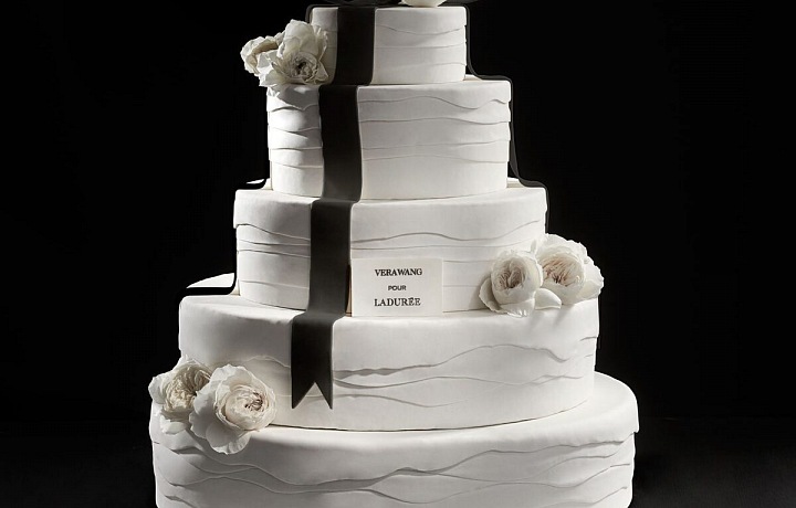 Wedding cake according to Vera Wang.