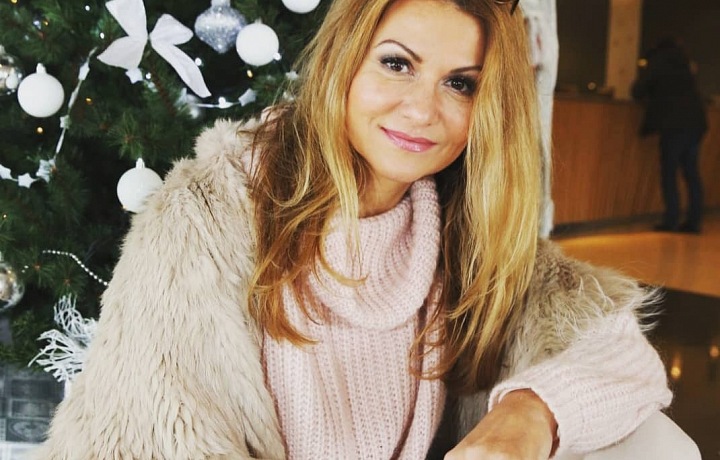 Herečka a zpěvačka Yvetta Blanarovičová. 